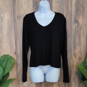 Black V-Neck Long Sleeve Crop Top XL           M668